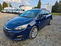 Gebraucht Opel Astra Edition 140 PS (102 kW) 2012 Blau Limousine