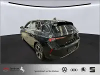 Gebraucht Opel Astra Elegance 131 PS (96 kW) 2023 Karbon schwarz metallic Kleinwagen