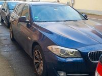 Gebraucht BMW 520 184 PS (135 kW) 2013 Blau Kombi