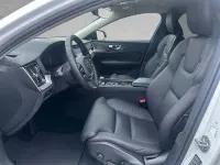 Gebraucht Volvo V60 145 PS (106 kW) 2025 Kombi