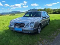 Gebraucht Mercedes E240 Elegance 170 PS (125 kW) 1998 Silber Limousine