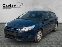 Gebraucht Ford Focus Trend 101 PS (74 kW) 2013 Blau Limousine