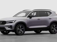 Neu Volvo XC40 Plus 197 PS (144 kW) 2025 Silber SUV
