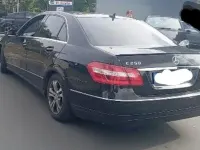 Gebraucht Mercedes E250 204 PS (150 kW) 2009 Schwarz Limousine