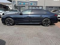 Gebraucht BMW M760e Executive 571 PS (419 kW) 2024 Schwarz Limousine