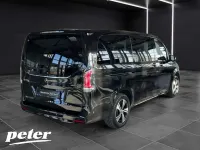 Gebraucht Mercedes V220 Style 163 PS (119 kW) 2024 Obsidianschwarz metallic Van / Kleinbus