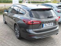 Gebraucht Ford Focus ST-Line X 155 PS (114 kW) 2025 Grau Limousine