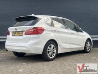 Gebraucht BMW 216 Active Tourer 116 PS (85 kW) 2015 Weiß Van / Kleinbus