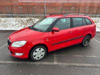 Gebraucht Skoda Fabia Fresh 90 PS (66 kW) 2013 Rot Kombi