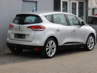 Gebraucht Renault Scenic E-Tech Experience 116 PS (85 kW) 2016 Silber Van / Kleinbus