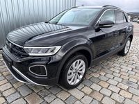 Neu VW T-Roc Style 150 PS (110 kW) 2026 Grenadillaschwarz metallic SUV