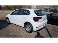 Gebraucht VW Polo Life 95 PS (69 kW) 2022 Weiss Kleinwagen