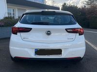 Gebraucht Opel Astra Active 105 PS (77 kW) 2016 Weiß Limousine