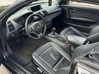 Gebraucht BMW 120 Cabriolet 177 PS (130 kW) 2012 Schwarz Cabrio