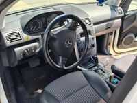 Gebraucht Mercedes A200 143 PS (105 kW) 2007 Weiß Kleinwagen