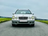 Gebraucht Mercedes E270 Elegance 177 PS (130 kW) 2002 Silber Kombi