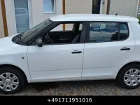 Gebraucht Skoda Fabia Cool Edition 60 PS (44 kW) 2015 Weiß Limousine