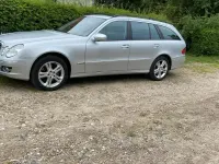 Gebraucht Mercedes E320 240 PS (176 kW) 2006 Silber Kombi