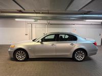 Gebraucht BMW 520 170 PS (125 kW) 2005 Grau Limousine