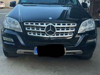 Gebraucht Mercedes ML300 204 PS (150 kW) 2010 Schwarz SUV
