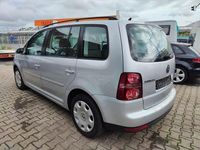 Gebraucht VW Touran Trendline 140 PS (102 kW) 2007 Silber Van / Kleinbus