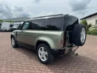 Usata Land Rover Defender HSE Dynamic 249 CV (183 kW) 2022 Verde SUV