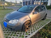 Gebraucht VW Golf V 105 PS (77 kW) 2005 Silber Kleinwagen