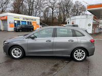 Gebraucht Mercedes B200 150 PS (110 kW) 2019 Grau Van / Kleinbus