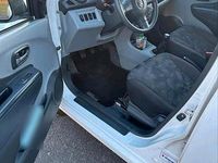 Gebraucht Suzuki Alto 68 PS (50 kW) 2011 Weiß Kleinwagen
