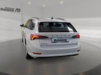 Gebraucht Skoda Octavia Ambition 150 PS (110 kW) 2023 Moonweiss metallic Kombi
