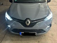 Gebraucht Renault Clio V Edition One 131 PS (96 kW) 2021 Grau Limousine