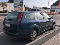 Używany Ford Focus 101 KM (74 kW) 2006 Niebieski Kombi