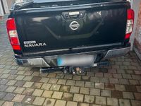 Gebraucht Nissan Navara 163 PS (119 kW) 2016 Schwarz Pickup