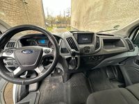 Second-hand Ford Transit 130 CP (95 kW) 2019 Alb Monovolum