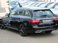 Gebraucht Mercedes C300e 306 PS (225 kW) 2021 Obsidianschwarz Kombi
