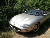 Gebraucht Jaguar XKR 363 PS (266 kW) 1999 Silber Cabrio