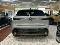 Gebraucht Renault Megane E-Tech Iconic 160 kW (218 PS) 2024 Grau Limousine