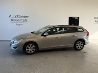 Gebraucht Volvo V60 179 PS (131 kW) 2011 Grau Kombi