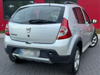 Gebraucht Dacia Sandero Stepway 85 PS (62 kW) 2011 Silber Limousine