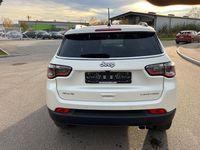 Gebraucht Jeep Compass Limited 170 PS (125 kW) 2018 Weiß SUV