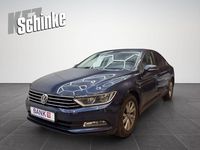 Gebraucht VW Passat Trendline 125 PS (91 kW) 2017 Blau Limousine