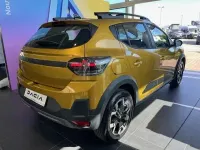 Neu Dacia Sandero Expression 122 PS (89 kW) 2026 Amber yellow Limousine