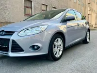 Gebraucht Ford Focus 2011 Blau Kleinwagen
