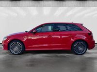 Gebraucht Audi A3 Ambiente 184 PS (135 kW) 2016 Rot Limousine