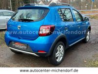 Gebraucht Dacia Sandero Prestige 90 PS (66 kW) 2013 Blau Kleinwagen