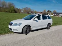Gebraucht Skoda Octavia 122 PS (89 kW) 2009 Weiß Kombi