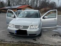 Gebraucht VW Bora Basis 101 PS (74 kW) 1998 Silber Limousine