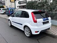 Gebraucht Ford Fiesta ST 150 PS (110 kW) 2008 Frozen white Kleinwagen