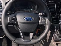 Gebraucht Ford Tourneo 185 PS (136 kW) 2022 Schwarz Van / Kleinbus
