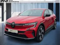 Gebraucht Renault Megane E-Tech Evolution 95 kW (130 PS) 2023 Rot Limousine